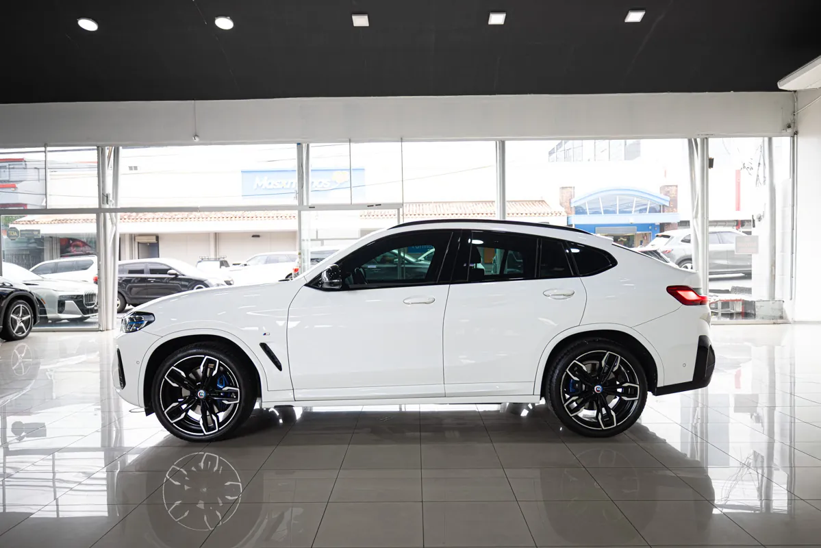 Fotografía 10 del BMW X4 en MCAutos.