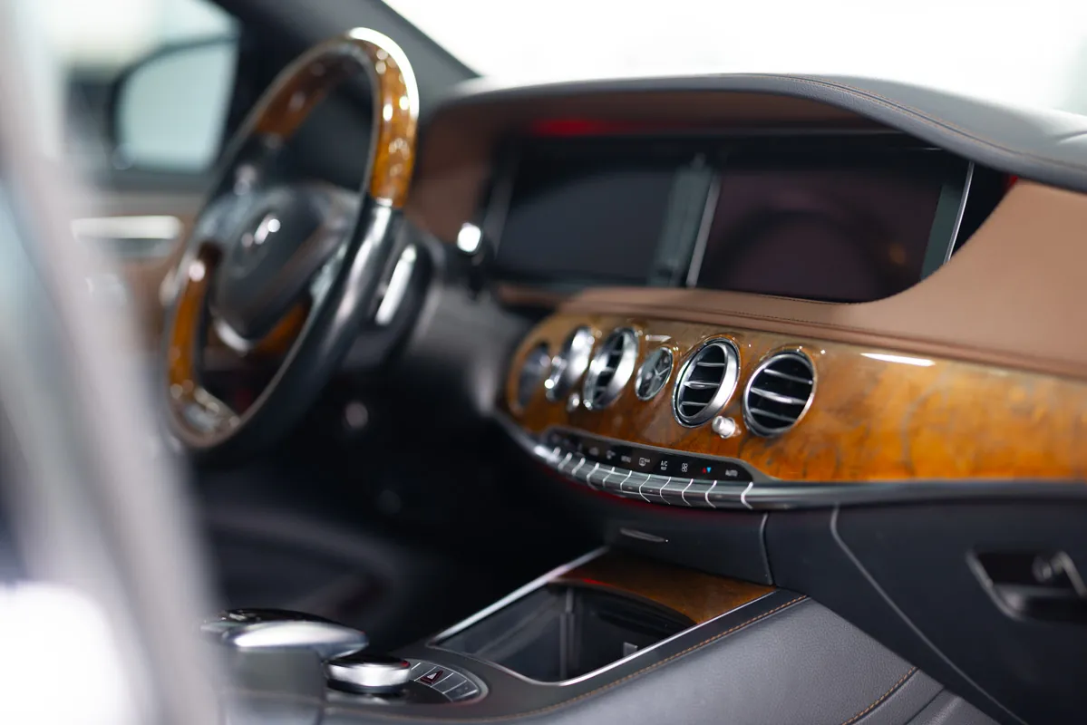 Fotografía 6 del Mercedes-Benz Clase S 2015 en MCAutos.