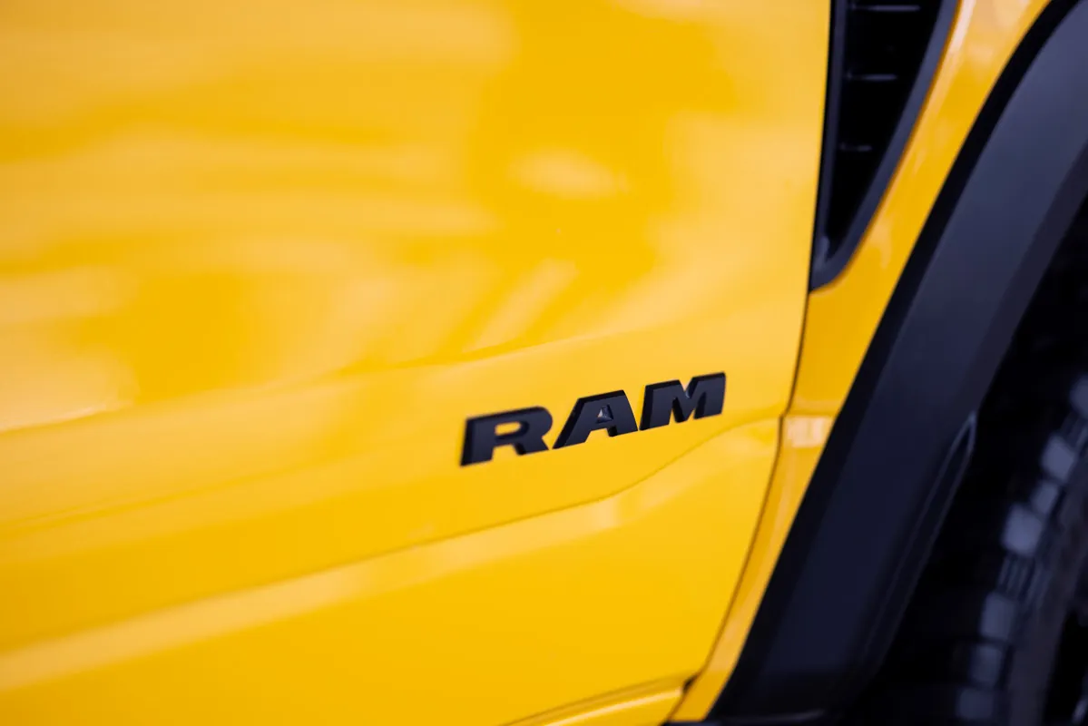 Fotografía 3 del RAM TRX en MCAutos.