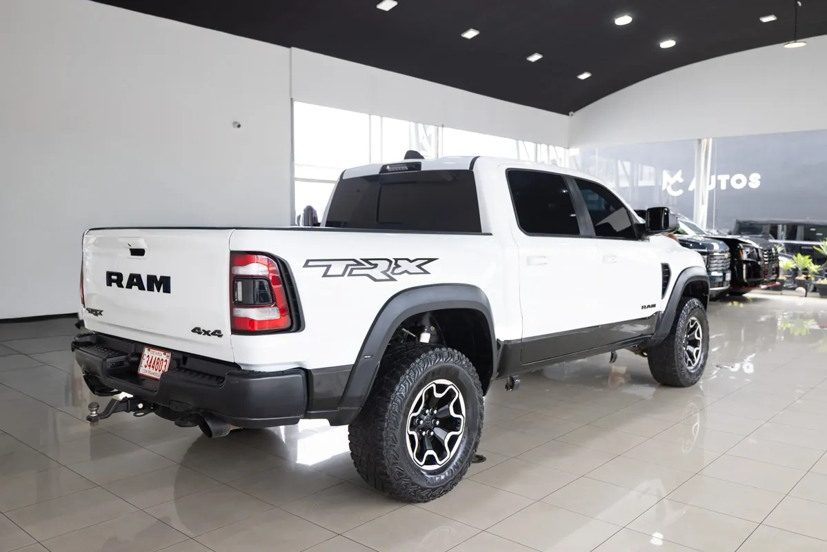 Fotografía 2 del RAM TRX Blanca en MCAutos.